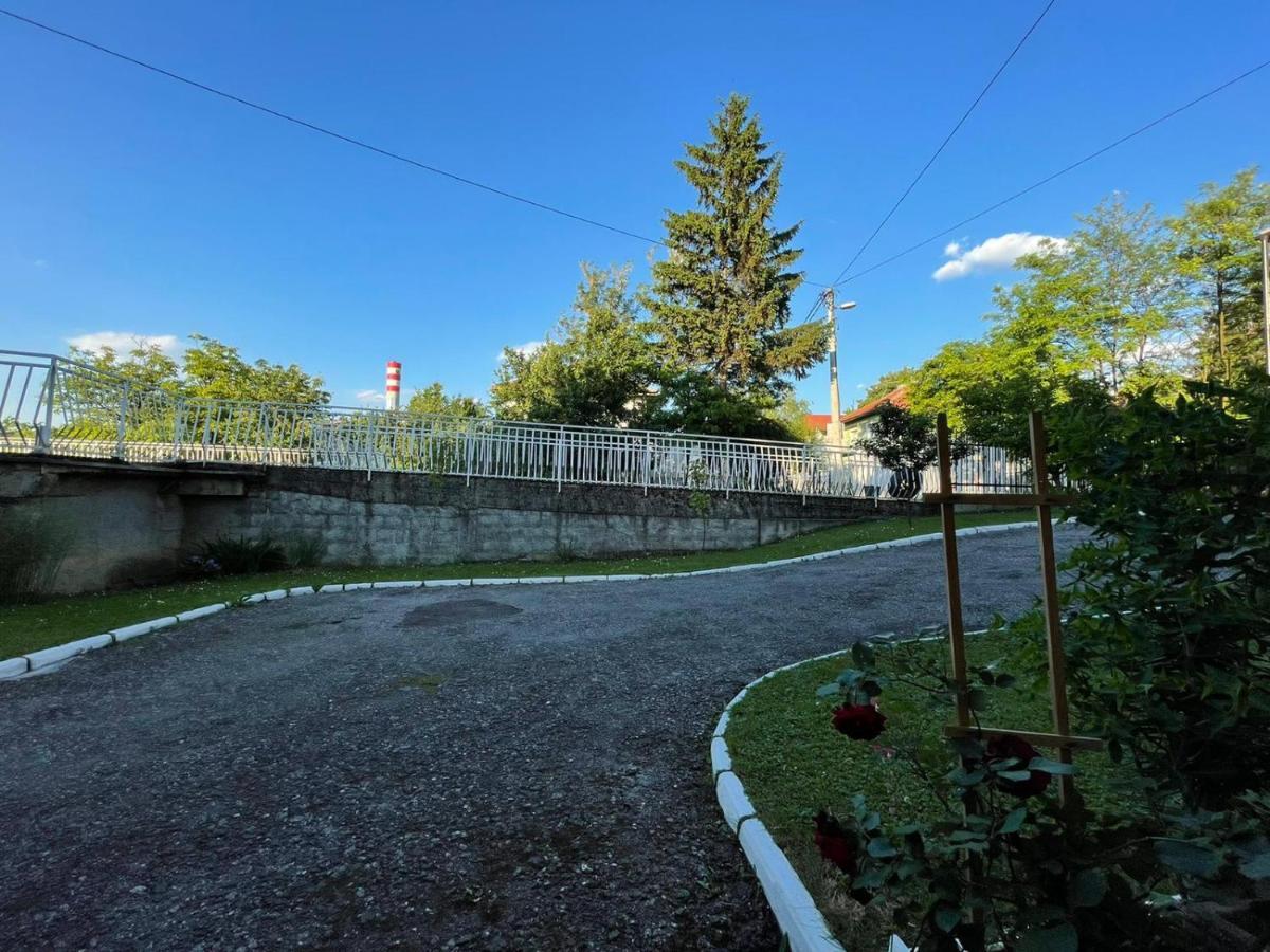 Sunny Garden Apartment سراييفو المظهر الخارجي الصورة
